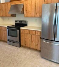 4931 NW 86th Ave in Lauderhill, FL - Foto de edificio - Building Photo