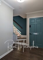 156 N Auburndale St in Memphis, TN - Building Photo