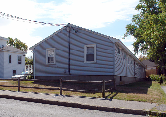 14 Randolph St in Weymouth, MA - Building Photo - Building Photo