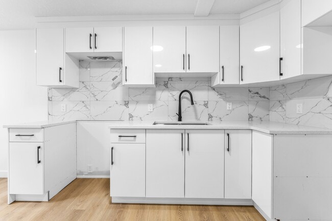 property at 11630-BS122 122 St NW