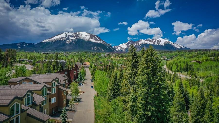 4010 Silverheels Dr in Silverthorne, CO - Building Photo