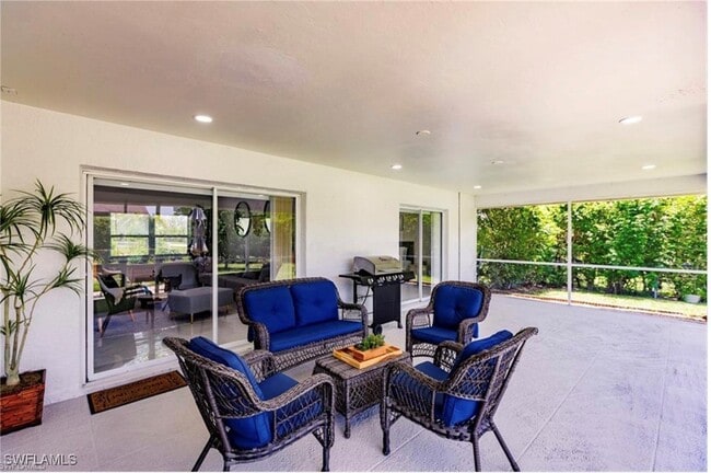 property at 96 Wickliffe Dr