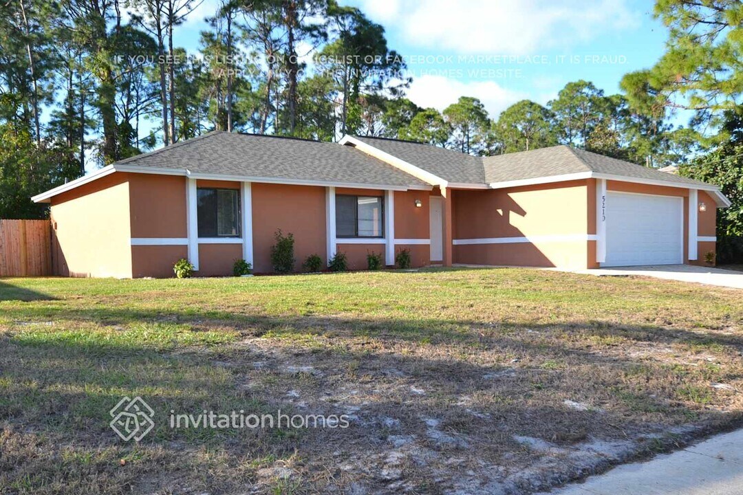 5210 Curtis Blvd in Cocoa, FL - Foto de edificio