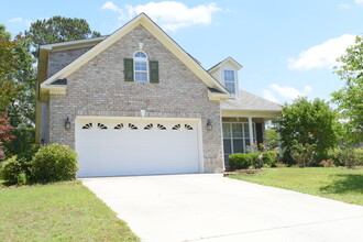 1113 Grandiflora Dr in Leland, NC - Building Photo - Building Photo