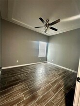 12501 N 39th St in McAllen, TX - Foto de edificio - Building Photo