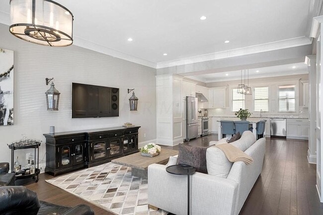 112 W Starr Ave in Columbus, OH - Foto de edificio - Building Photo