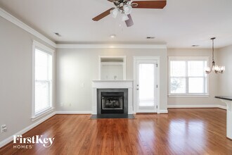 8111 Townley Rd in Huntersville, NC - Building Photo - Building Photo