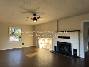 3052 Jackson Hwy in Chehalis, WA - Building Photo - Building Photo