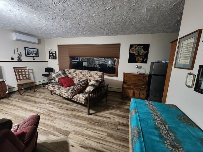 28210 12th Ave in Gobles, MI - Building Photo - Building Photo