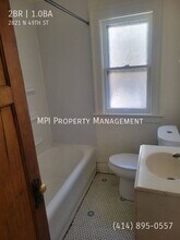 2821 N 49th St in Milwaukee, WI - Building Photo - Building Photo