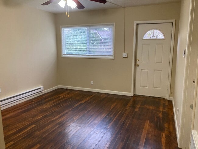 property at 2121-2125-2125 N Kilpatrick St