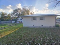 210 S 9th St in Gadsden, AL - Foto de edificio - Building Photo