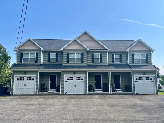 property at 8388 Bay St