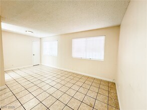 3655 Kolendo Ct in Las Vegas, NV - Building Photo - Building Photo