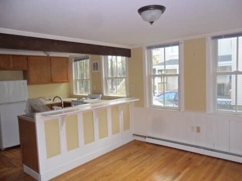 208 Union St in Ashland, MA - Foto de edificio - Building Photo