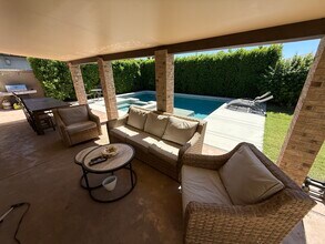 8021 E Oak St in Scottsdale, AZ - Building Photo - Building Photo