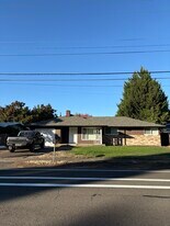 8018 MacArthur Blvd in Vancouver, WA - Building Photo