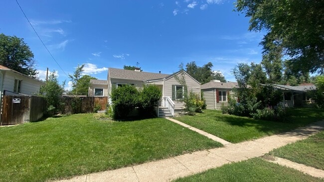 2241 Jay St in Edgewater, CO - Building Photo - Building Photo