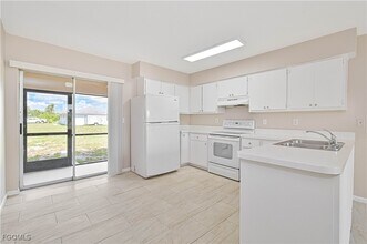 524 SE 24th Ave in Cape Coral, FL - Building Photo - Building Photo