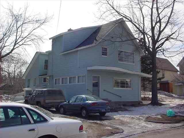 143 W Michigan in Marquette, MI - Building Photo