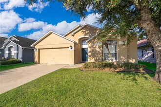 1106 Liberty Hall Dr in Kissimmee, FL - Building Photo - Building Photo