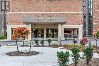 5250-5250 Lakeshore Rd. in Burlington, ON - Building Photo - Building Photo