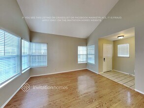 413 Yale Ave in Vacaville, CA - Foto de edificio - Building Photo