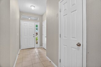 10624 Traymore Dr in Fort Worth, TX - Foto de edificio - Building Photo