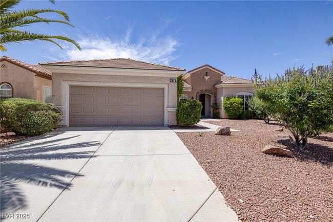 2131 Waterton Rivers Dr in Henderson, NV - Building Photo - Building Photo