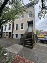94 Dana Ave in Albany, NY - Building Photo