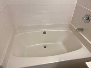 10 Ironstone Ct, Unit F in Annapolis, MD - Foto de edificio - Building Photo