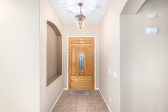 3465 E Parkview Dr in Gilbert, AZ - Foto de edificio - Building Photo