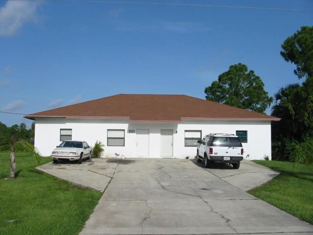 property at 1047 Abrams Blvd