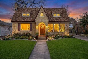 5623 McCommas Blvd in Dallas, TX - Building Photo