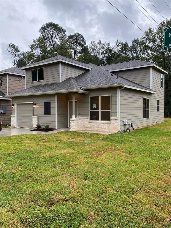 907 Chickasaw Dr in Montgomery, TX - Building Photo - Building Photo