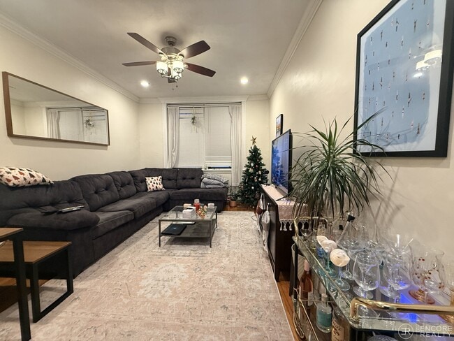 61 Park Dr, Unit 5 in Boston, MA - Building Photo - Building Photo