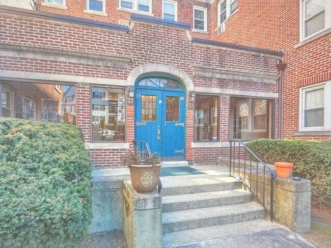 77 Glenbrook Rd in Stamford, CT - Building Photo - Building Photo