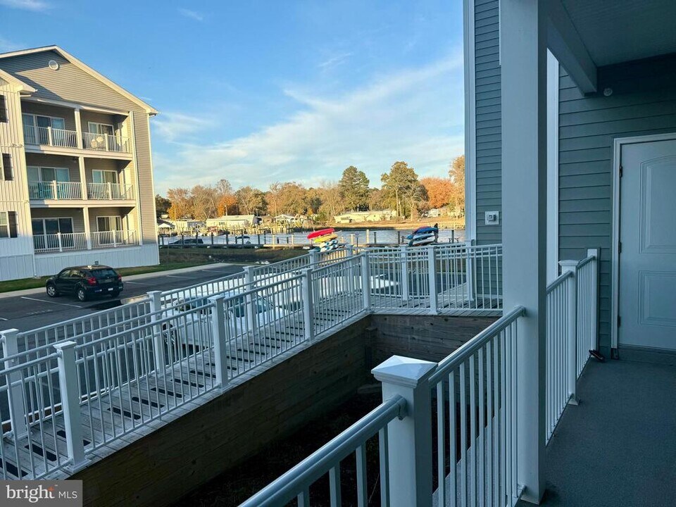 33737 Skiff Aly in Lewes, DE - Building Photo