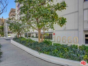 10660 Wilshire Blvd, Unit 608 in Los Angeles, CA - Foto de edificio - Building Photo