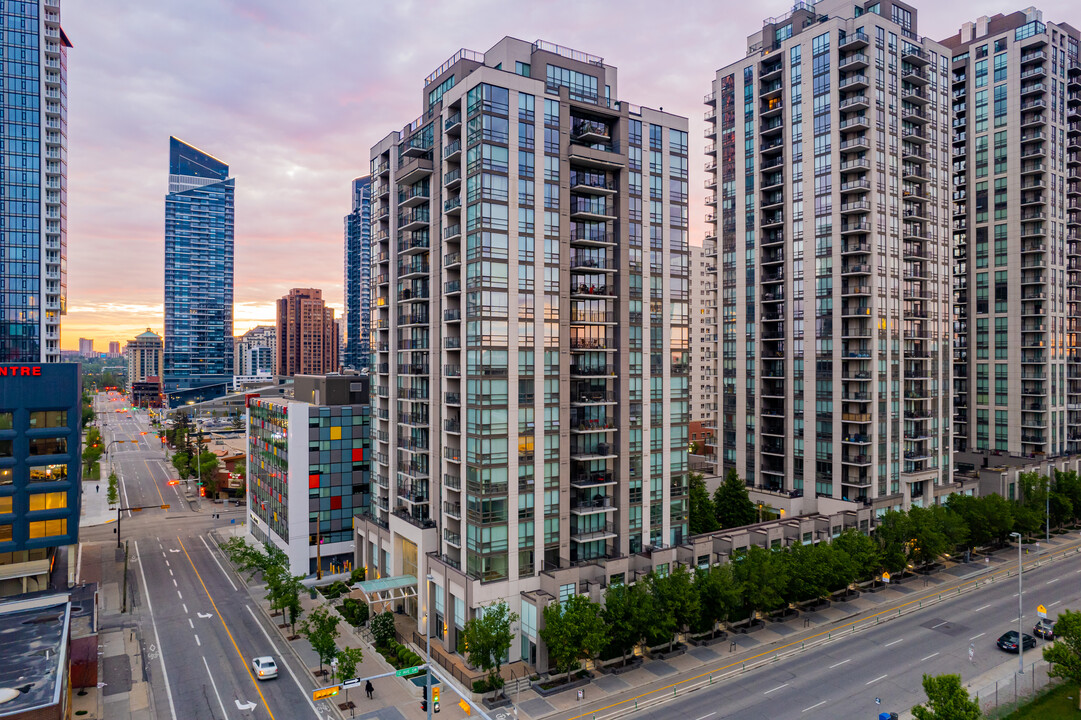 Stella Condos in Calgary, AB - Building Photo