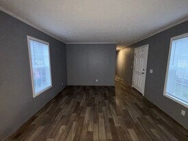 831 N Pontiac Trail in Walled Lake, MI - Building Photo