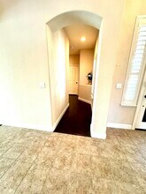 1617 Baroness Way in Roseville, CA - Building Photo - Building Photo