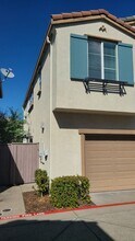 1105 Impressionist Loop in Roseville, CA - Building Photo - Building Photo