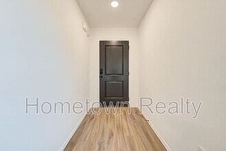 405 N Cyn Ter in Mustang, OK - Building Photo - Building Photo