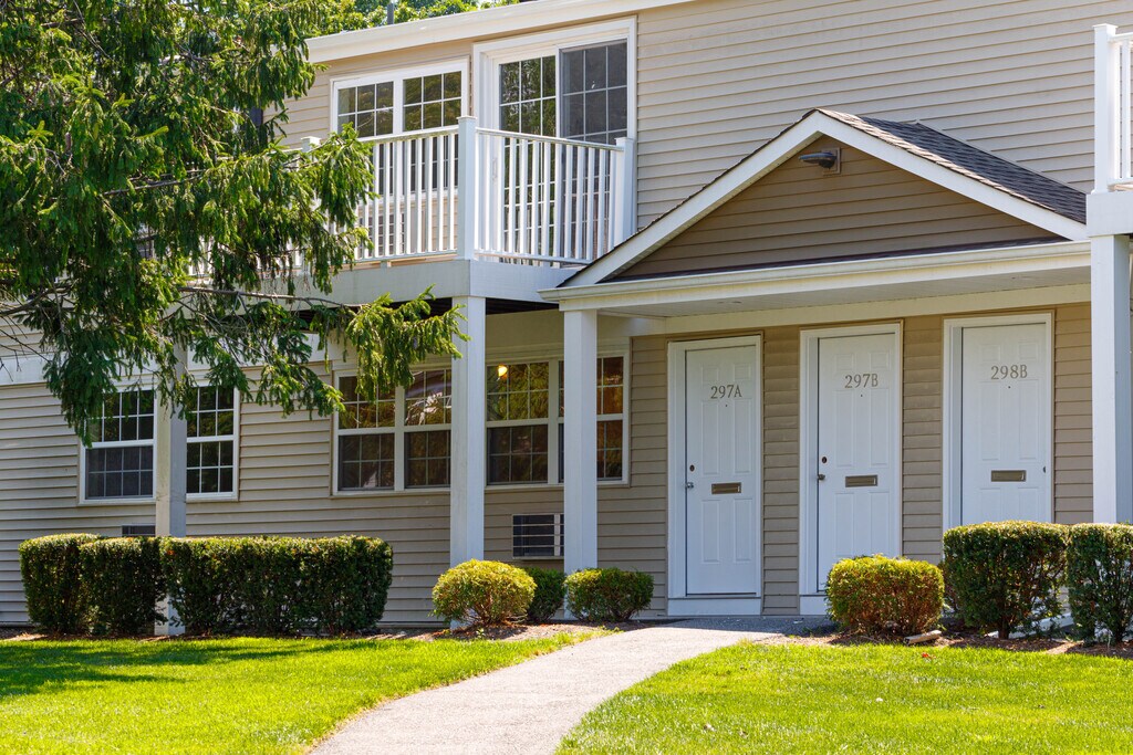 Colony Park Ronkonkoma, NY Apartments