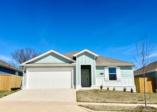 2579 N Snowball Dr in Fayetteville, AR - Building Photo - Building Photo