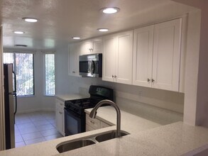 9919 Paseo Montril in San Diego, CA - Building Photo - Building Photo