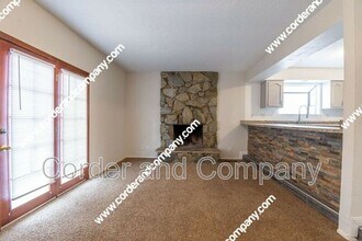100 Eaton Rd SE in Rio Rancho, NM - Building Photo - Building Photo