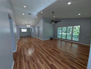 196 Hunter Ct in Palm Harbor, FL - Building Photo - Building Photo