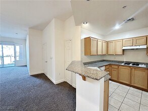 71 E Agate Ave in Las Vegas, NV - Building Photo - Building Photo